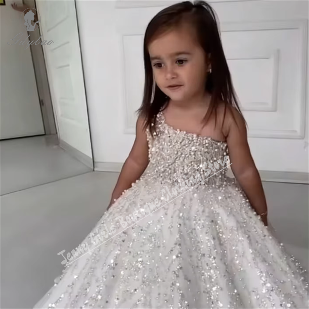 Glitter Beading Fluffy Single  – Birthday Sash Glitter Bewertung und Preis