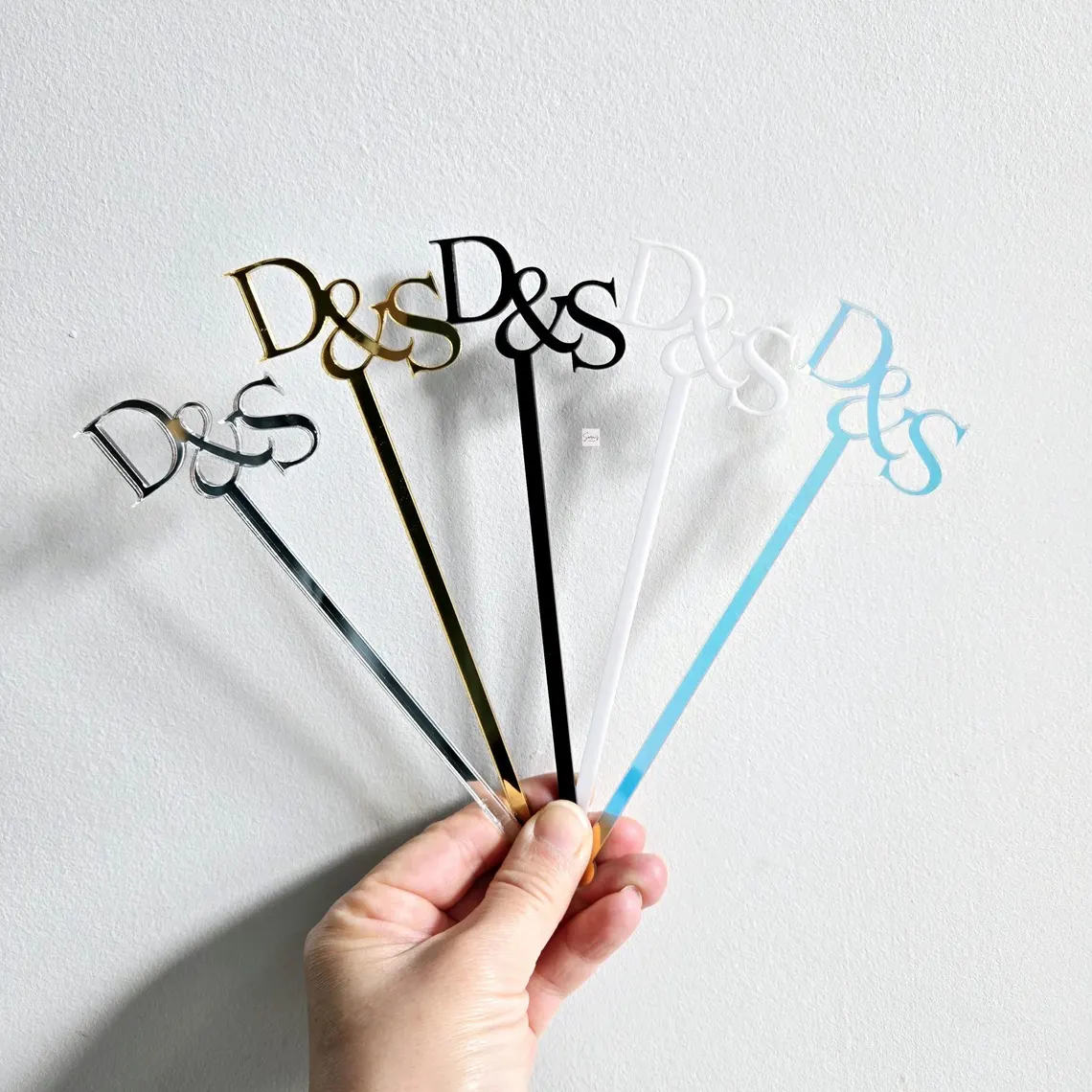 Laser Cut Personalized Wedding – Centerpiece Stick Bewertung und Preis
